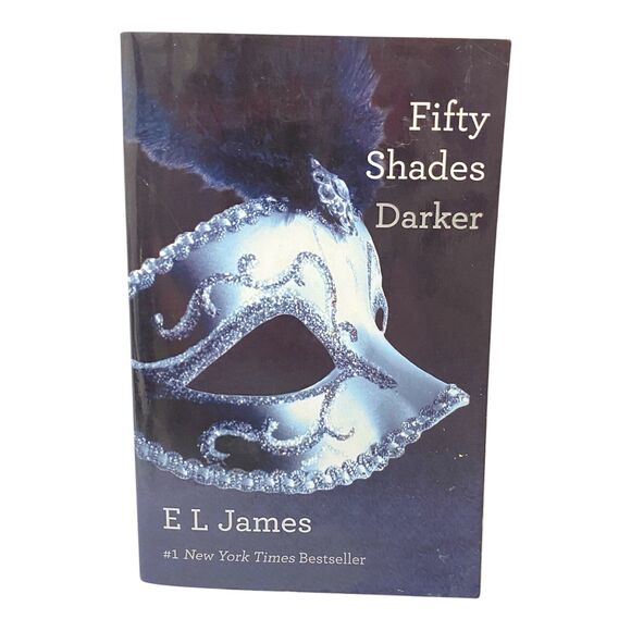 Fifty Shades Darker Book By E L James Paperback First Vintage Books Edition￼ - Picture 1 of 7